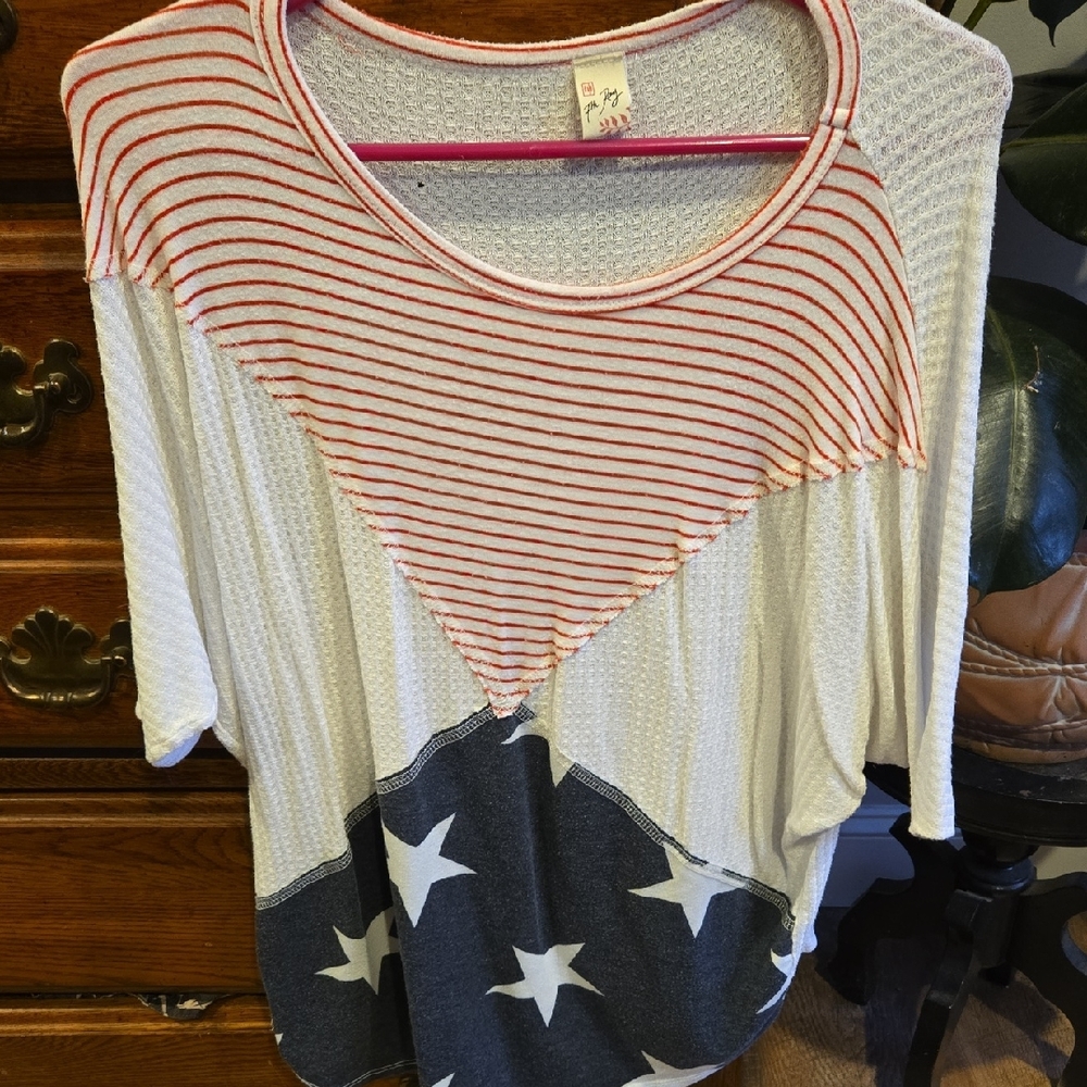 7th Ray Red and Blue Star Striped Quarter Sleeve Top